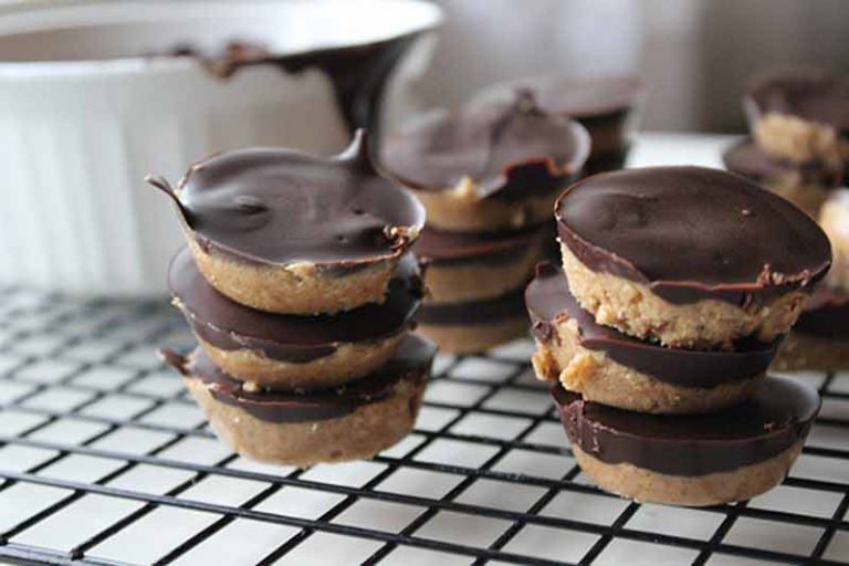 Simple Paleo Peanut Butter Cups Recipe By Simple Green Moms